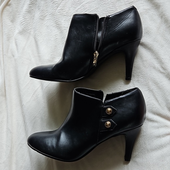 Unisa Ankle Boots - Picture 1 of 5